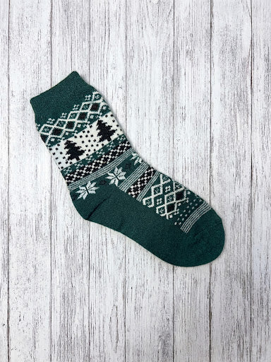 Green Christmas Tree Cozy Cabin Socks