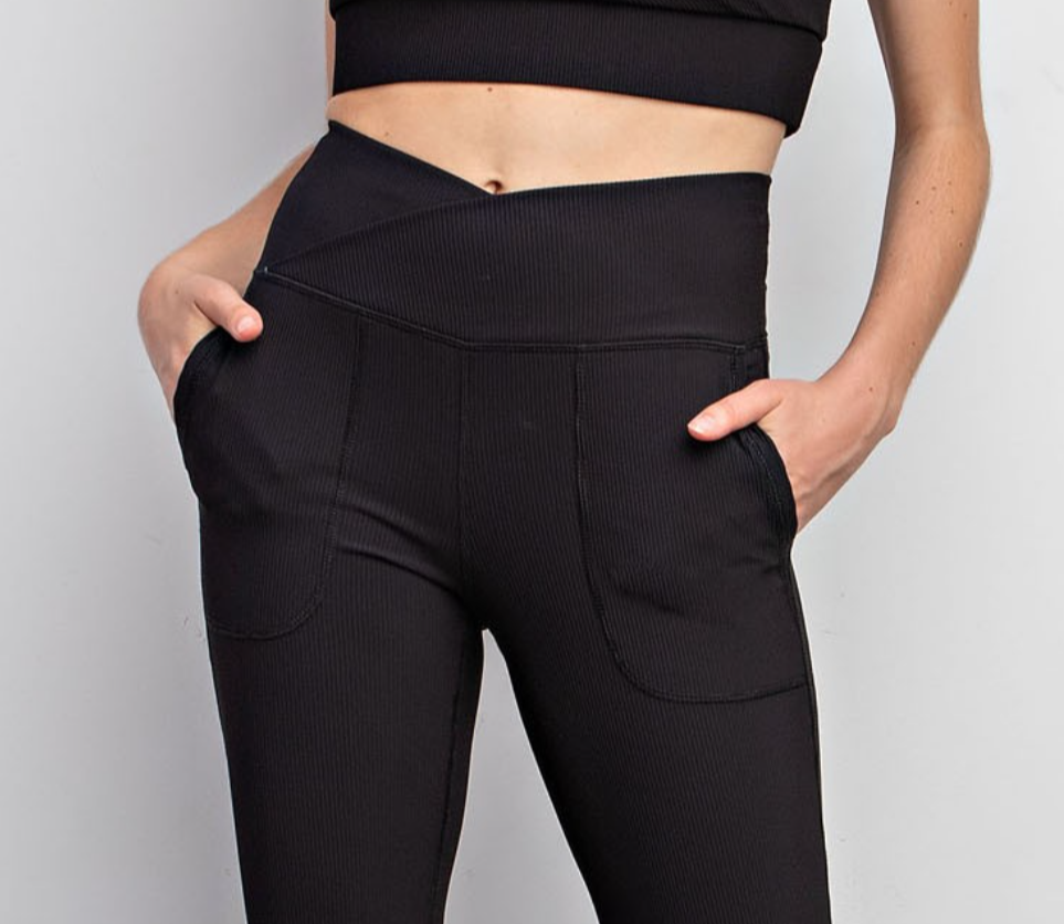 Ribbed Black Leggings
