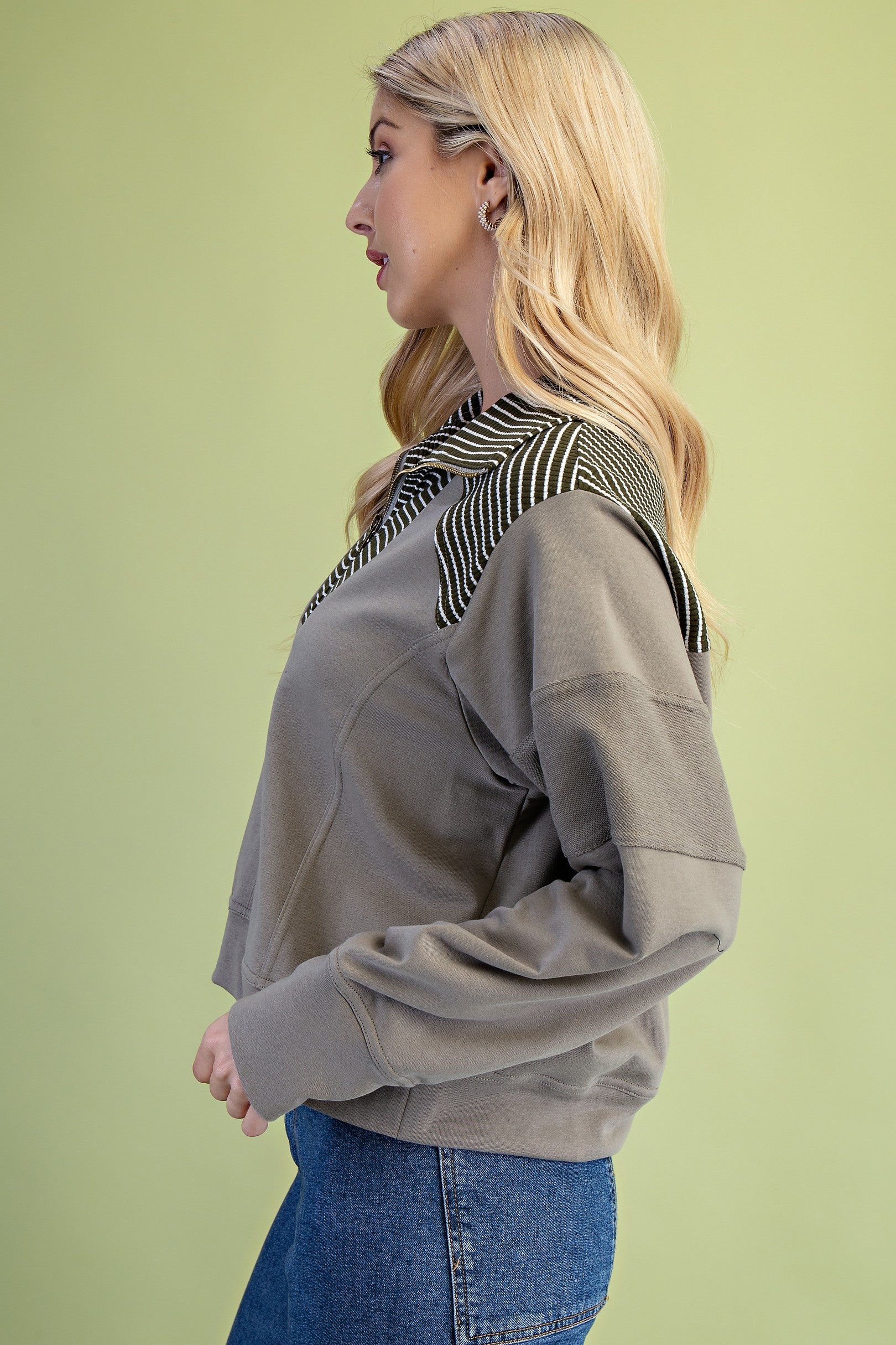 Olive & striped 1/2 Zip Sweatshirt