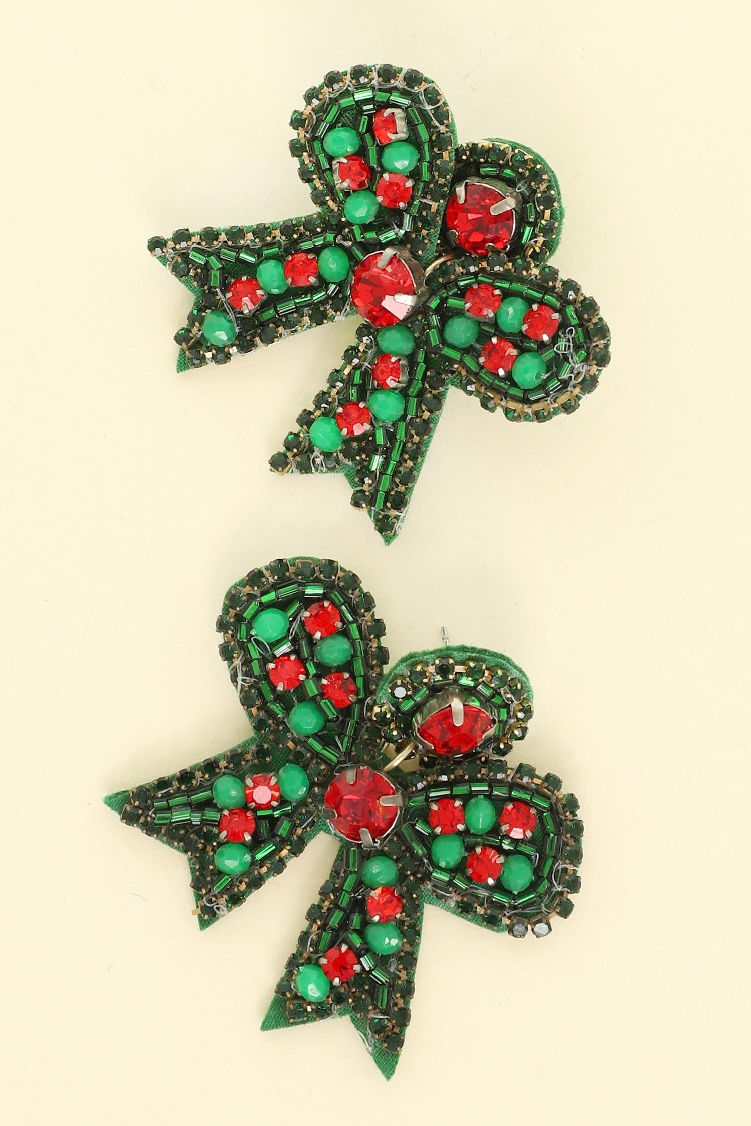 Green & red Christmas Bow seed bead Earrings