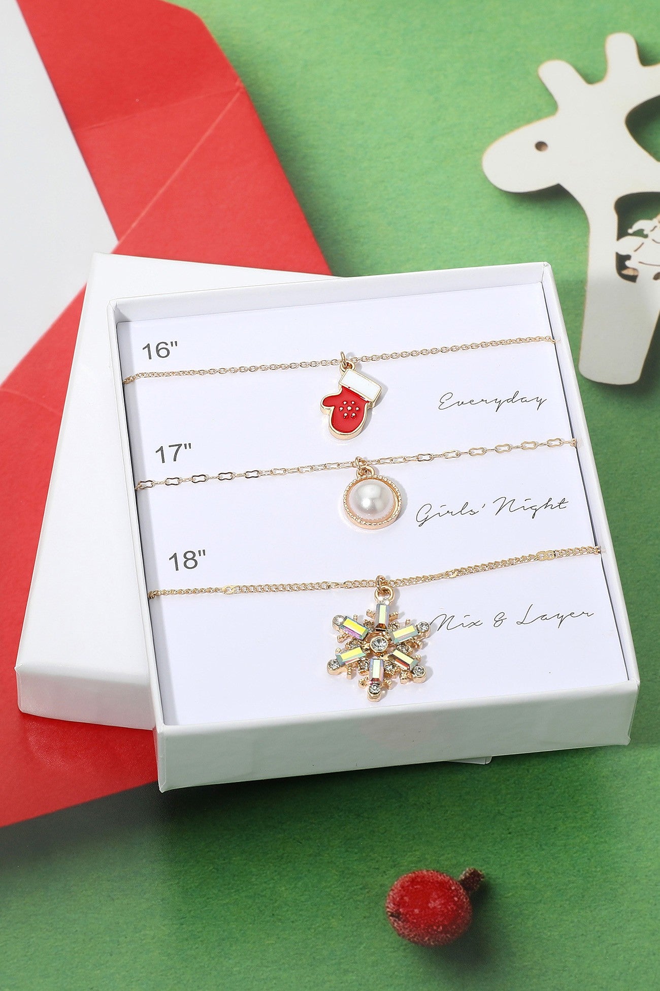 Snowflake/Pearl/Mitten Necklace Set