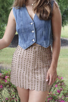 Taupe suede skirt with studs and denim cropped vest