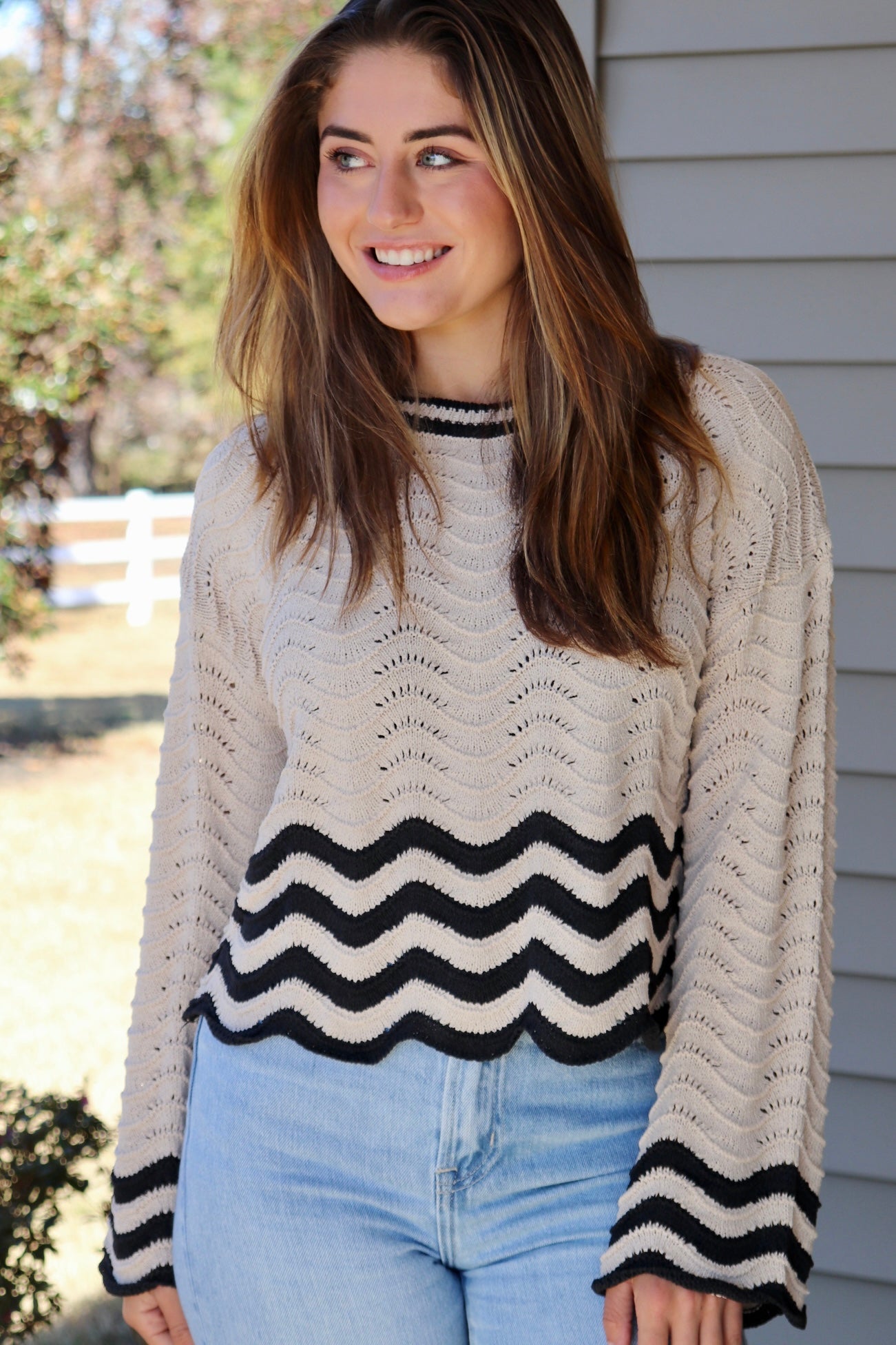 Scallop Edge Black/Sand Sweater