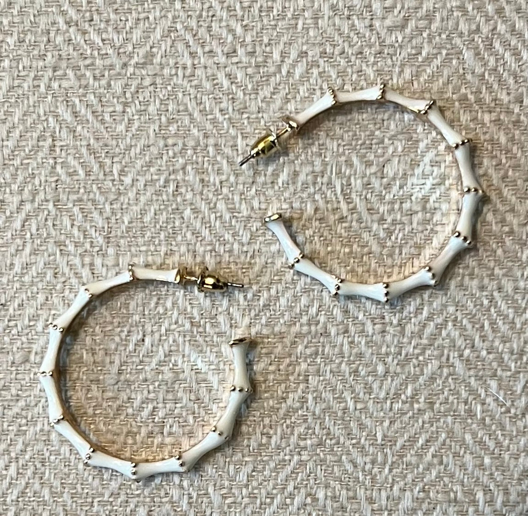 Bamboo Shaped White/Gold Hoops