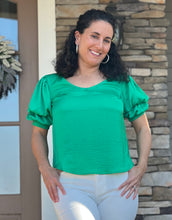 Load image into Gallery viewer, green blouse puff sleeve 
