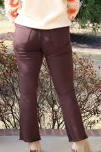 Load image into Gallery viewer, &quot;Melanie&quot; Jeans-Brown
